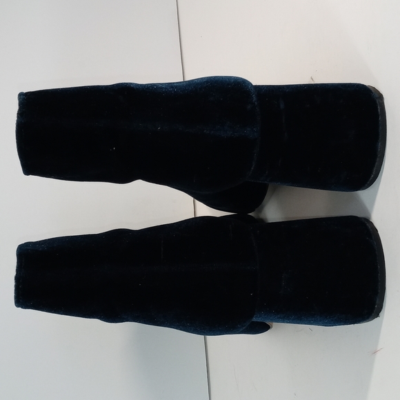 Zara Velvet Chunky Heel Ankle Boots - Picture 6 of 16